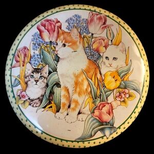 Vtg Trinket Tin Kitty Cats Kittens Kitties